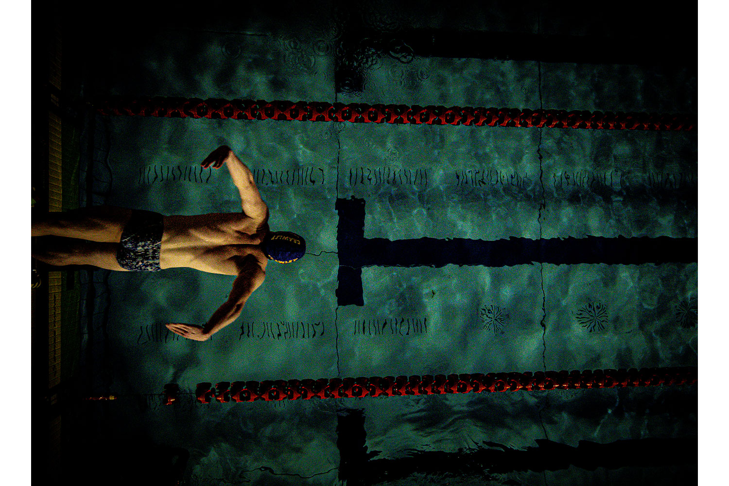 Swimming photography by Mansfield Media